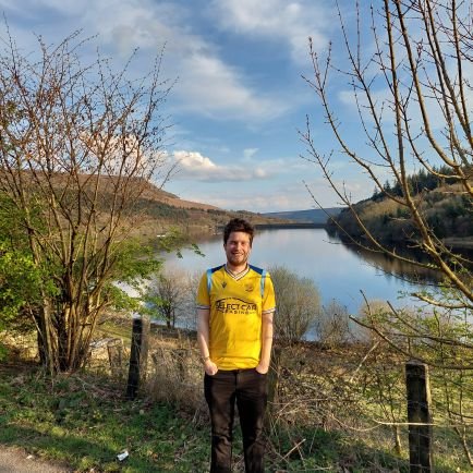 Reading Season ticket holder & London Irish Fan living in Wales. Christian. University of Portsmouth