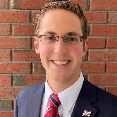 S_historybites's profile picture. Author, Speaker, YouTuber, Tour leader, the "youngest child historian in America" (Fox & Friends)