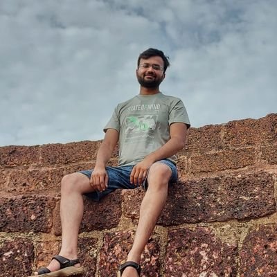 M.D. MEDICINE | B.J.M.C Ahmedabad | Aspiring Cardiologist |
🎧1D + ID | ♟️ player