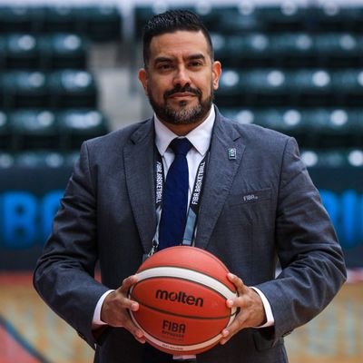 VEN '80 l Máster MEMOS @Olympics l Delegado Técnico FIBA l
Prof. Gerencia Deportiva CIES/FIFA @Unimet l Algo de 🏀 y deportes...
-Audentes Fortuna Iuvat-