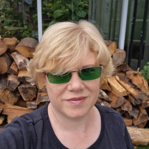 Designer and old school front-end dev, that means HTML, CSS and vanilla JS. Geek. Web and graphic designer. All views my own.
🐘 @m00min@mastodon.org.uk