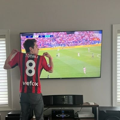 Ontario | Canada 🇨🇦 Qatar 22         Forza ACMilan 🔴⚫ - #8                                                  

⚫😤🔴