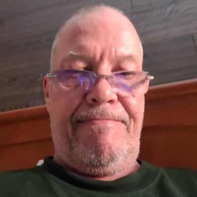 I'm single  62 year old never  married  no  kids My girls I want to meetwomen that have extremely hairy pussies if there's any woman out there that want to meet