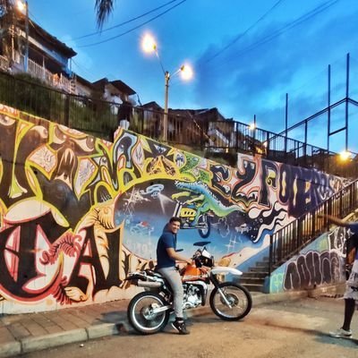 Colombiano preocupado por el futuro de mi país.🇨🇴