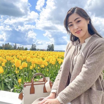 MeadowsDaron's profile picture. You will meet many people in your life, but there will be very few people who really make you happy 🥰Refuse to take whales and sell them.