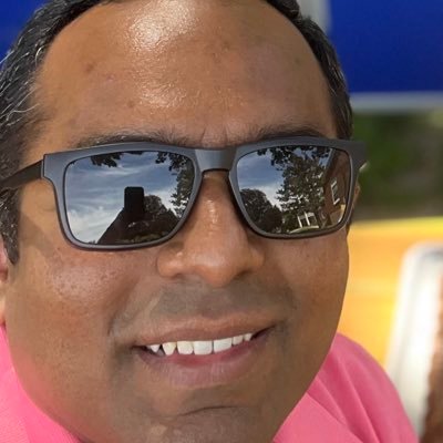 gauth555's profile picture.