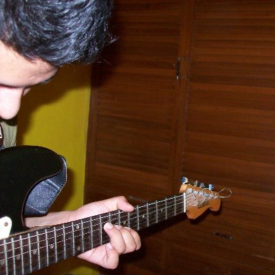 Mexicano
Rock🎸, electropop🎹, fútbol⚽️, béisbol⚾️
⚡Calificado en tech 👨💻
Católico✞
Obradorista
Con 🇵🇸
(antes @corcel_cafe)
Twitting since 2009