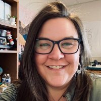 Denise Crabtree (@itsneeser) 's Twitter Profile