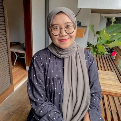 lynnapriyani's profile picture. a mom of two 🧒, a wife, a women who loves nature and foodies 🥰