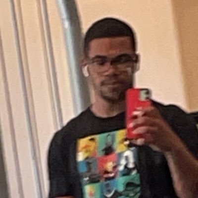 FaisonJaden's profile picture. Eating a clock is very time consuming