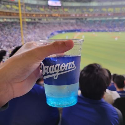 Rit28589004's profile picture. 大学生/ウイスキーと中日　　
肥土さん推しです。　　　　　　　　　　　　　　　　　　　　　　　　　　　　　　　　　　　　　　　　　　　　　　　　　　　　　　　　　　　　　　　　　　ウイスキーにはまって約１年が経ったので新しくアカウント作りました。