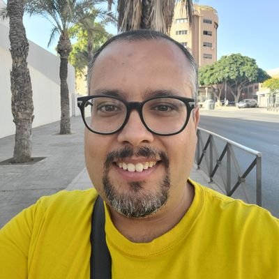 Friki, Gamer, Geek, Cinéfilo, Bibliófilo y Filósofo en mis ratos libres, padre a tiempo completo. Redactor de @Revogamers y miembro de @Rejugando.