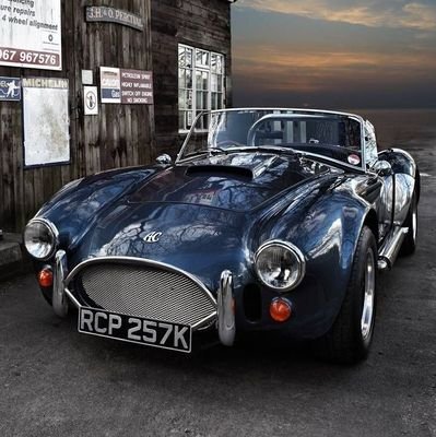 silvonsilver's profile picture. Your girlfriend's favourite poet ✍
Majestic✨
fascinating character 😝
funny buhh proceed with caution 😂
thee lone wolf 🐺
London is blue 💙
selenophile 🌒