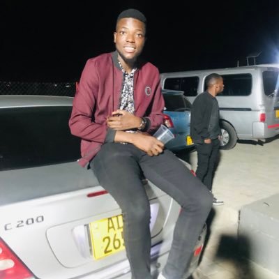 Eng student ... man united and fc barcelona supporter... football analyst. CHAMISA ALL THE WAY