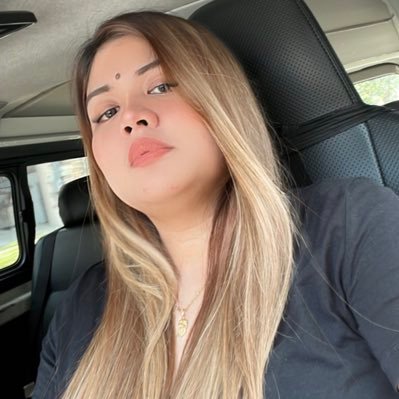 municaaaaa's profile picture. Desiderata