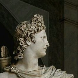 oftthestars's profile picture. nagsusumigaw kahit na pabulong.