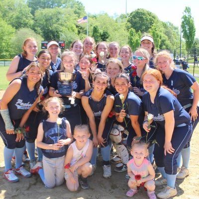 Peabody Veterans Memorial High School Softball NEC champs 2021, 2022