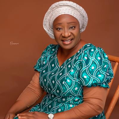obabinrinyemisi's profile picture. Retired Teacher but not Tired
Broadcast Journalist @32fm949ibadan
Yoruba Radio Presenter