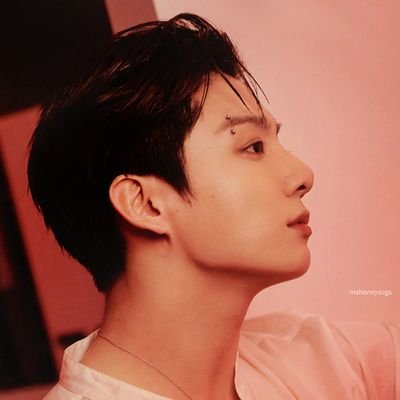 🌻Mostly KM♡
#국민 & #엔하이픈 praise zone・:*:・◕3◕
casuals: txt,itzy,mamamoo,astro,twice,red velvet♬♩♪♩