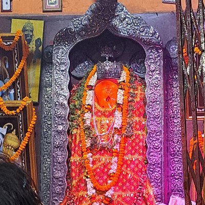 Varshaluu's profile picture. FINANCIAL KNOWLEDGE