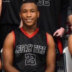 Athlete ✝️ believes in God 🙏🏾  plays Basketball | 5’10 gaurd/small forward | graduates in 2024 | 3.4 GPA | junior in high school |