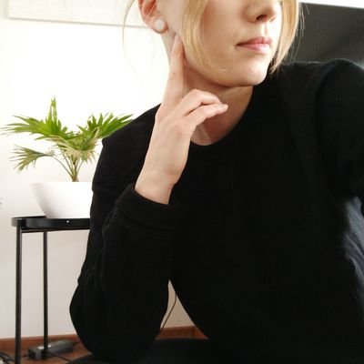 🐝 happy and smile – Iloon tarvitaan vain hymyilevä suu!
📚 Lukeminen 🧘 Mindfulness 🥕 Kasvisruoka ◾ Minimalismi 🏋️ Sali