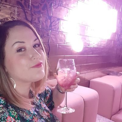 👑Specialist Speech & Language Therapist
👑Adults with Learning Disabilities
👑Mumma & Wife
👑Espresso martini expert
👑Sensory Integration Module 3