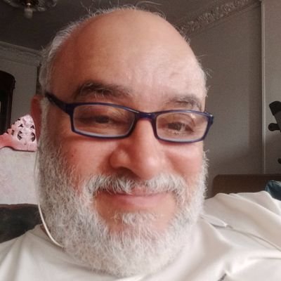 اجمل الاطفال من لم يكبر بعد. اجمل البحار ذلك الذى لم نزره بعد .اجمل الايام تلك التى لم نعشها بعد . اجمل ما اريد ان اقوله ذلك الذى لم اقله بعد .
عن :ناظم حكمت