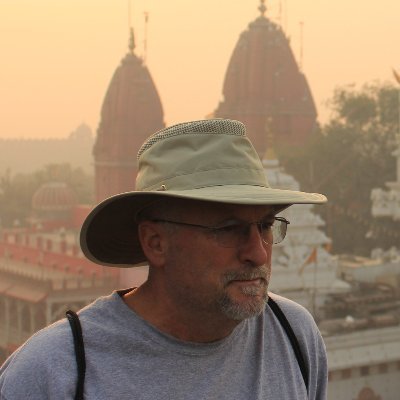 Robert  - A ✈️ Travel, Health 🚴 Wellness,  📚 Book Review Blogger & Amateur 📸 Photographer  From 🍁 Canada. 😎
 https://t.co/c58m5c2nPF