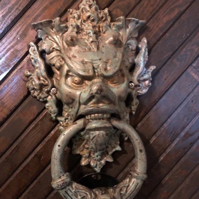 AtomicLyndon's profile picture. I’m so so lost. please help.