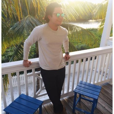 🇻🇪 Runned Content Agency https://t.co/3lTdPlBzLF Worked with Tai lopez, Playboy and more. and then fucked up now @diego.vetencourt ig