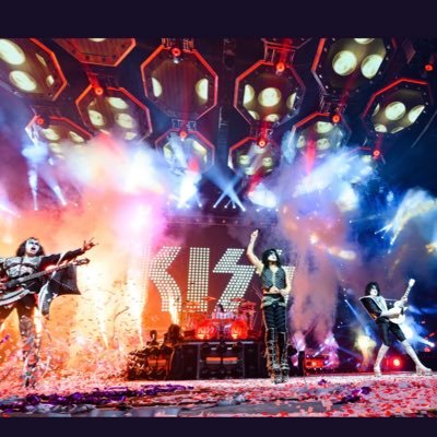 ynyoj's profile picture. setting up my Twitter