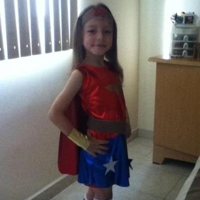 Majitodc's profile picture. I JUST THINK  IT'S WEIRD PEOPLE BURTS INTO SONG IN THE MIDDLE OF THE STREET -ricky