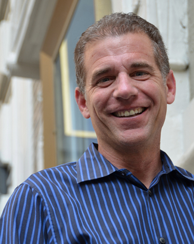 Event Marketing Executive. Former television news professional. Avid runner. Golf and NY Jets fanatic.