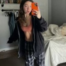 33_annaa's profile picture. 17 yrs || nrw hood