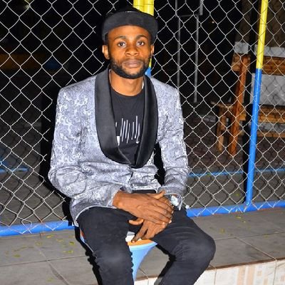 IrMweka's profile picture. Ingénieur Informaticien