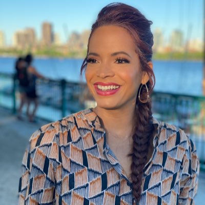 elleduncanESPN Profile Picture