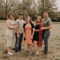 Stephanie Bueneman (@stephbuenog) 's Twitter Profile Photo