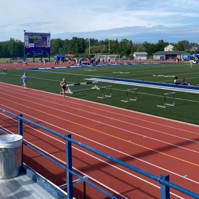 bxvgirlstrack's profile picture. Bronxville Varsity Girls XC and Track and Field