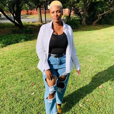 Leesah1602's profile picture. This user is attached to other females🥀🌈😻🍑🤤