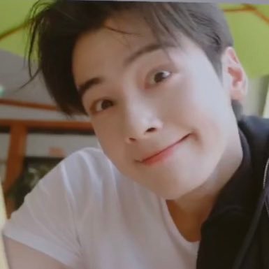 みんな大好きチキサラだよ🤍 毎日帰さないじょ！！@offclASTRO