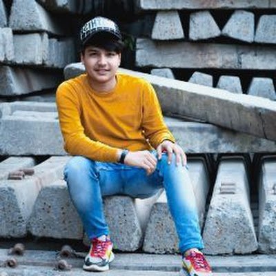 shiv_rakshit99's profile picture. 