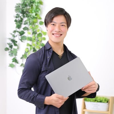 【YouTubeの収益化術を発信】最高記録:19日で収益化|#ノマド大学 YouTube運用学部専属講師|経歴:体操競技18年(日本一経験有)▶21歳コロナ禍にYouTube収益化▶大体大卒▶ノウハウ確立▶︎コンサル事業開始(現在休止中)▶︎新規プロジェクト全力疾走中!| 25歳|共に全力で頑張って参りましょう!☺️