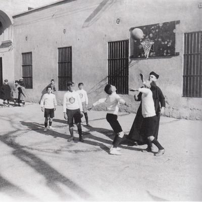 🏀 CES86. Sólo pasión . Lo he intentado dejar....pero no puedo. En el patio de mi  colegio se jugó a esto hace más de 100 años. Força EPSA