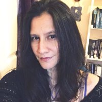Dianna Hardy(@TheWitchingPen) 's Twitter Profile Photo