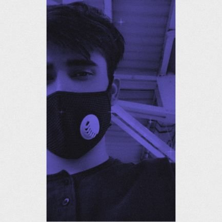 Pawansayss's profile picture. ❣️ रचनाकार | लेखक | शायरी ❣️
.
संगीत | फ़िल्म | यात्री एवं चाय प्रेमी 

.
महादेव  🌎🔱