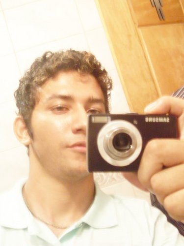 Sou Web Design, Design Gráfico e Publicitário.