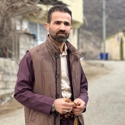 nzarrusti's profile picture. 
