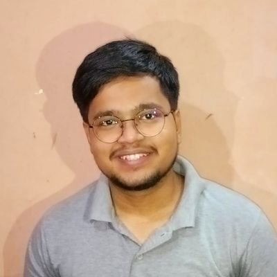 CS student learning to bridge the gap between the digital and physical world through frontend development and exploring DevOps