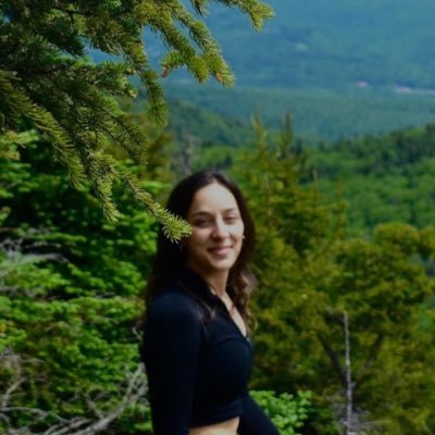 ninabeltrano's profile picture. UChicago 2019